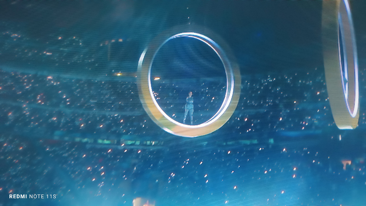 В Милане на Олимпийских кольцах котались