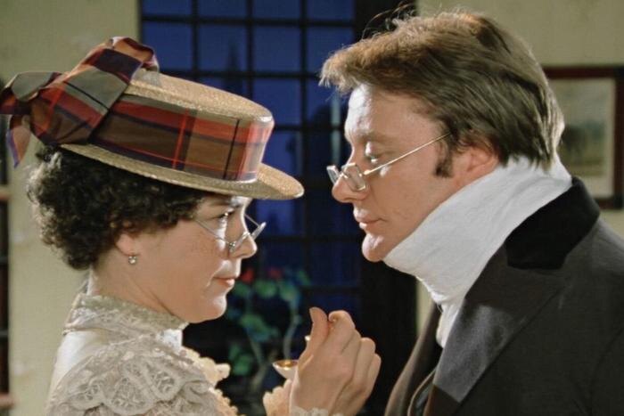 Мария Миронова и Мария Голубкина: история сложных отношений сестёр. Фото © «Трое в лодке, не считая собаки», режиссёр Наум Бирман, сценаристы Семён Лунгин, Джером К. Джером / Kinopoiskatomic:embed 0
