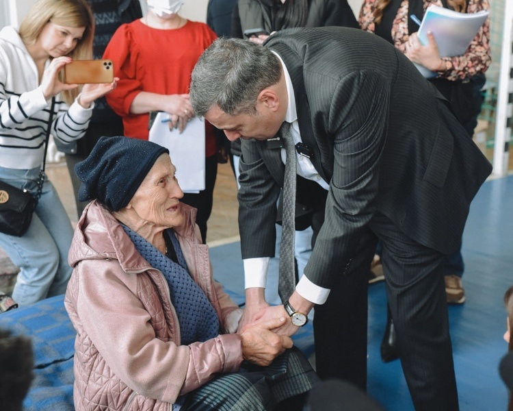     Компенсации за аренду жилья начали поступать жителям приграничья Курской области