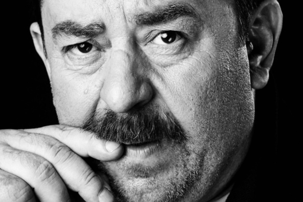     «Всё произошло неожиданно»: накануне смерти актеру фильма «Ёлки» Игорю Гузуну вызывали скорую