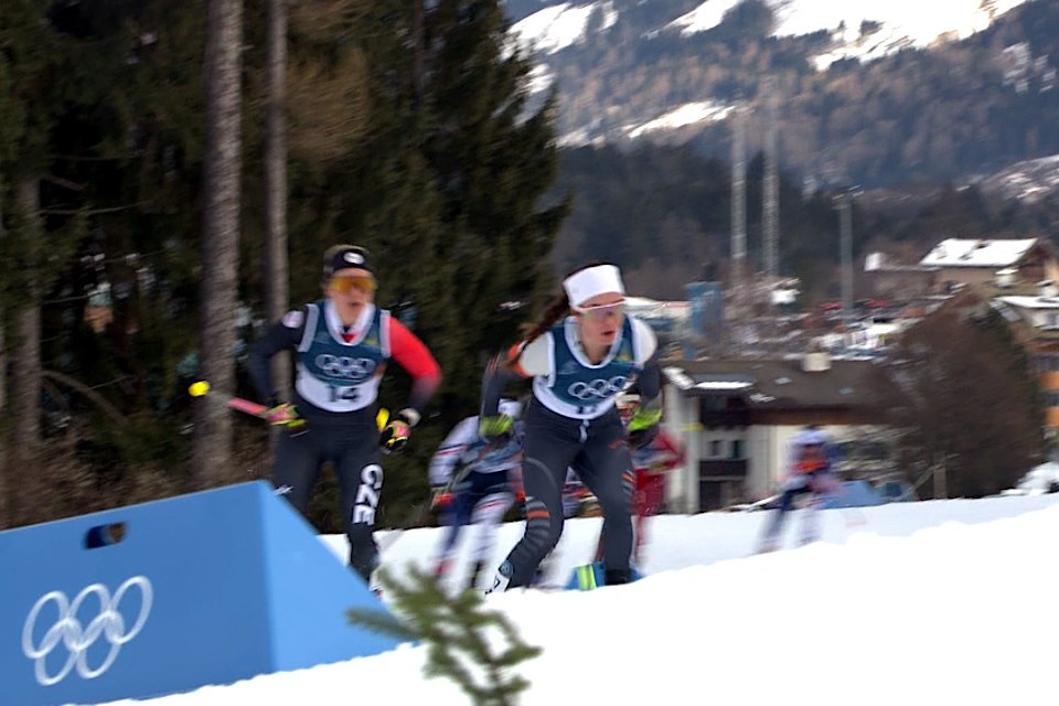    Первой гонкой Олимпиады стал скиатлон. Дарья Непряева - на переднем плане. Фото: Okko Спорт
