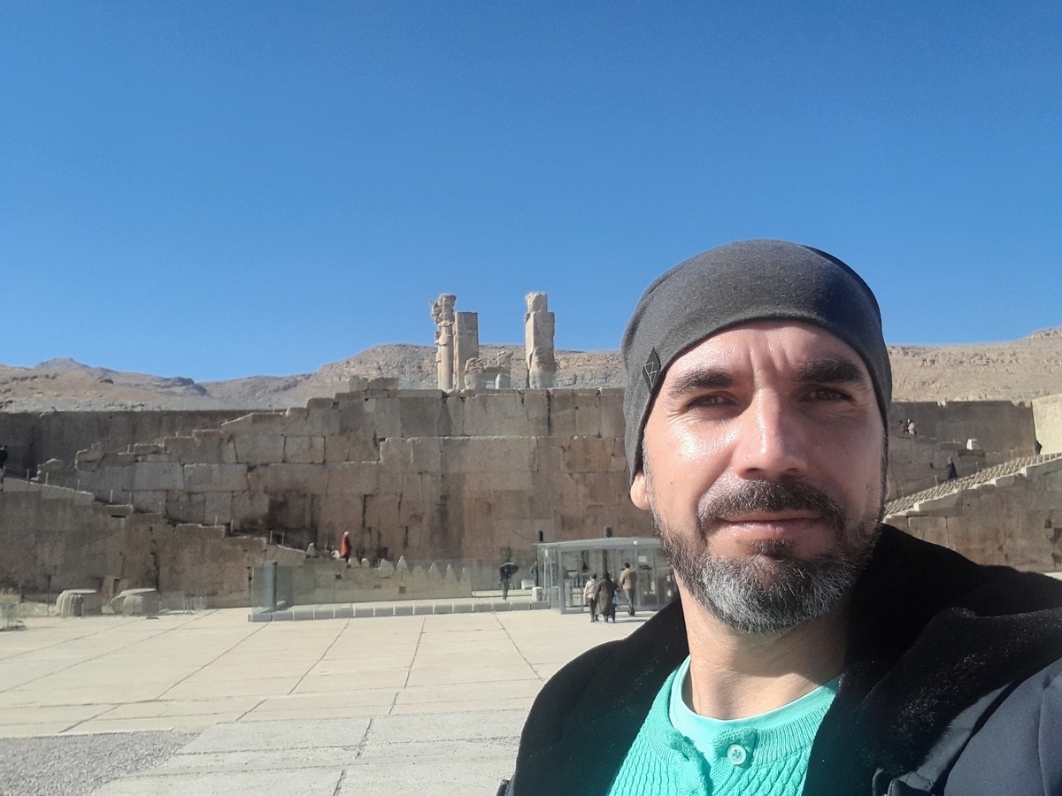 У Персиполиса