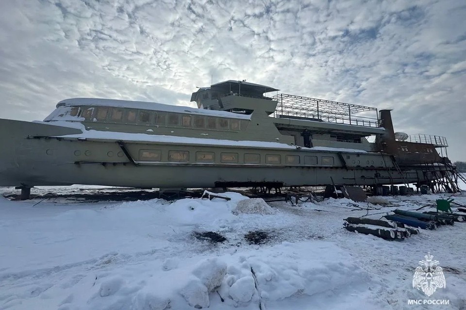    Теплоход находится на ремонте. Фото: ГУ МЧС по Тверской области