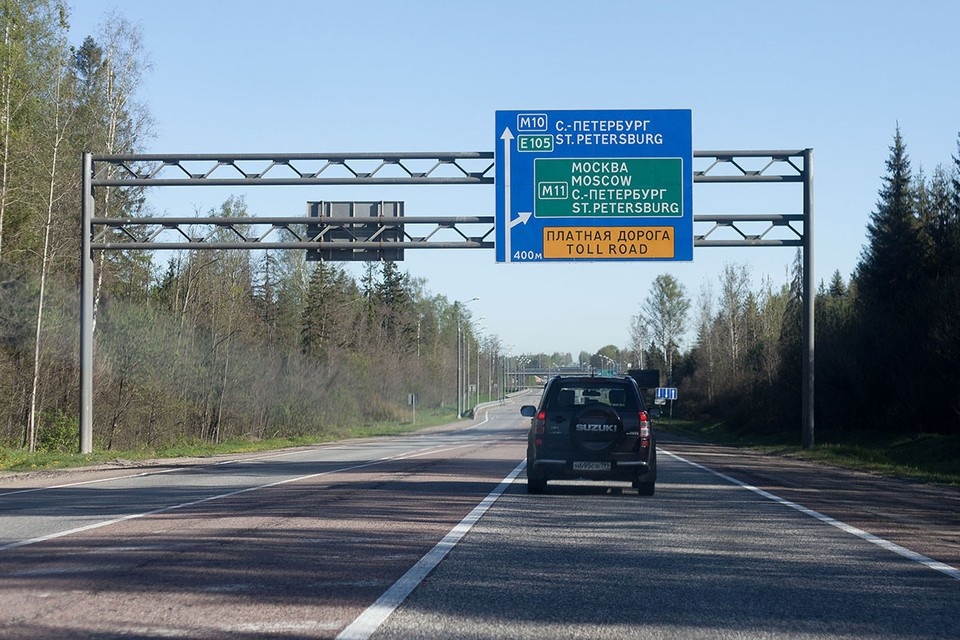    Подрядчик должен будет заменить верхний слой асфальта на 30-километровом участке трассы Павел МАКАРОВ