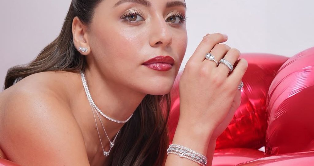 Сыла Тюркоглу из «Клюквенного щербета» снялась в рекламе