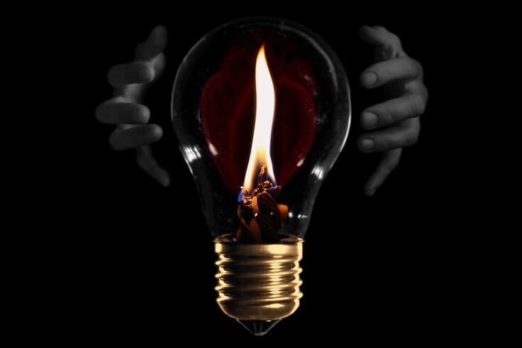 Таро расклад: Значимые события, ближайших трёх месяцев 🔥. Онлайн гадание 🔮