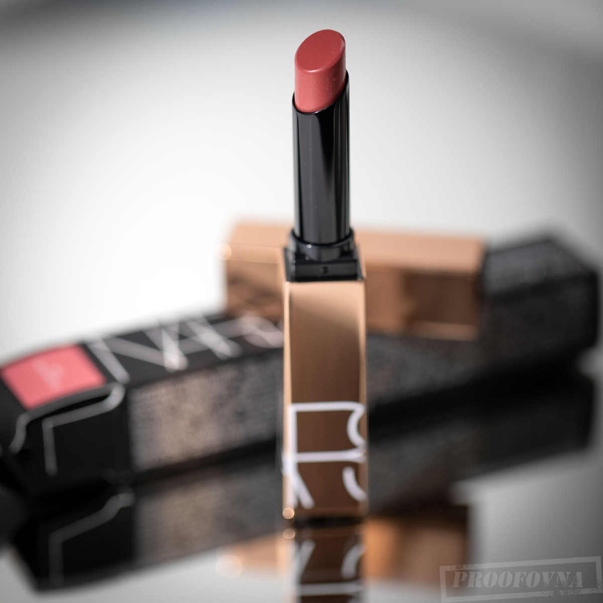 Сияющая помада для губ Afterglow Sensual Shine Lipstick NARS