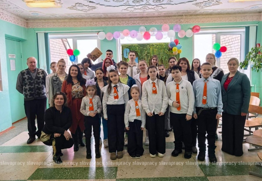     "Одноклассники.by": как Жилиховская средняя школа объединила поколения выпускников