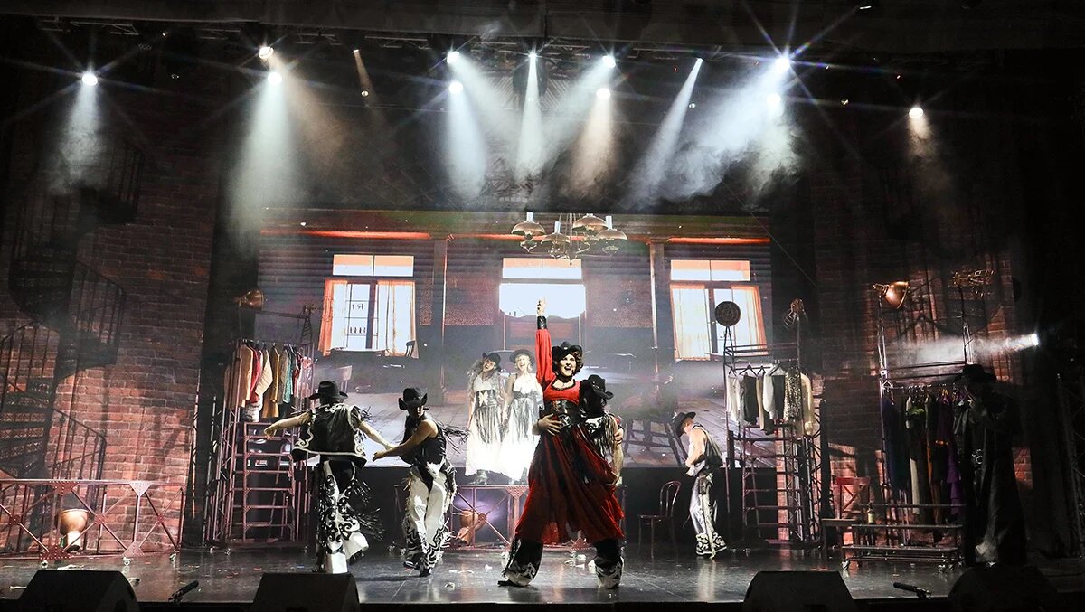 фото с официальной страницы спектакля