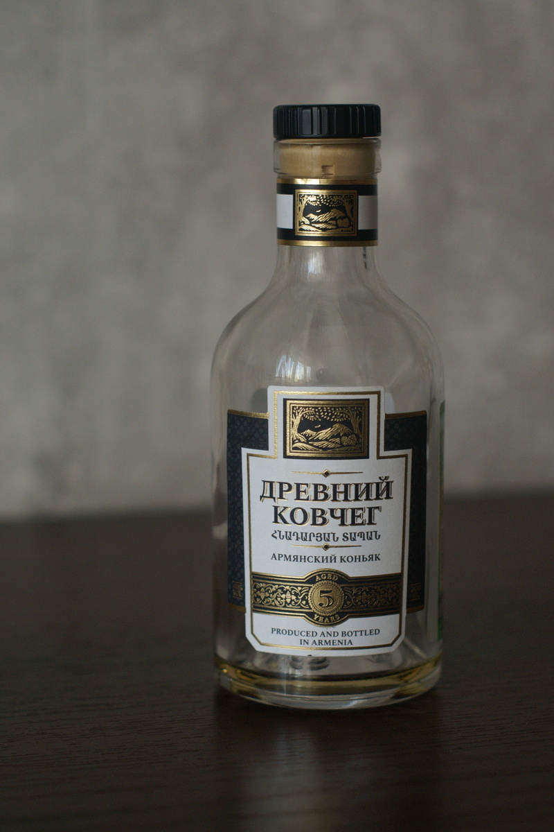 Древний ковчег - звучит очень романтично! Томительное плаванье с парными тварями, пока не уткнёшься в вершину Арарата - прикольненько!