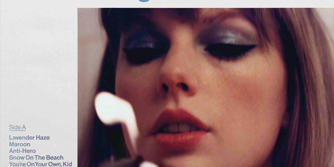 🔄 "Bejeweled" Тейлор Свифт преодолела отметку в 700 миллионов прослушиваний на Spotify