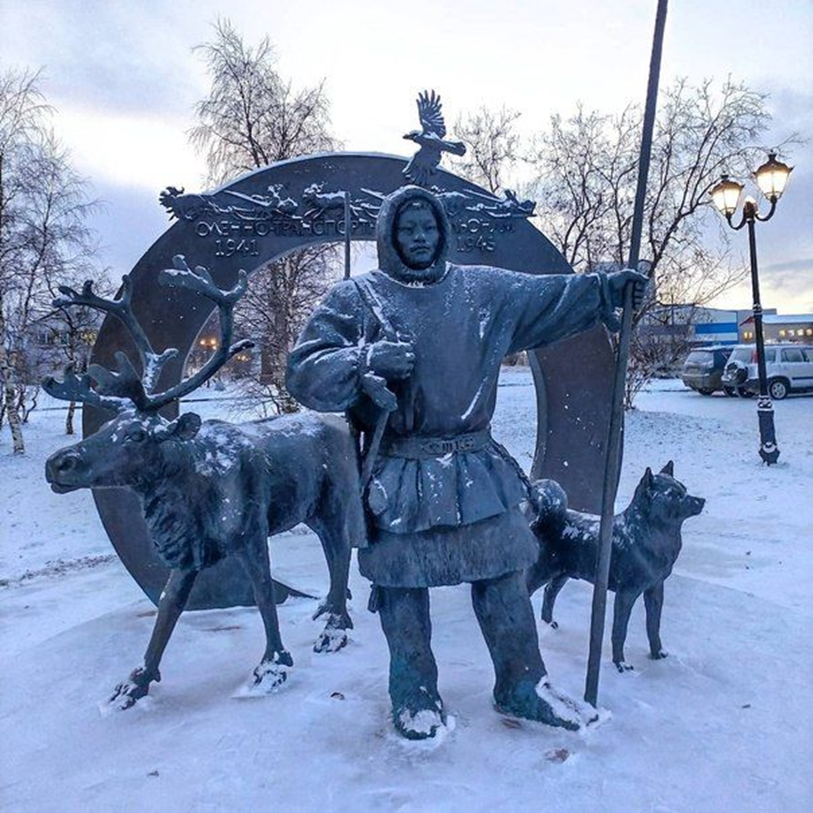 Отважным оленеводам и их замечательным "бойцам"