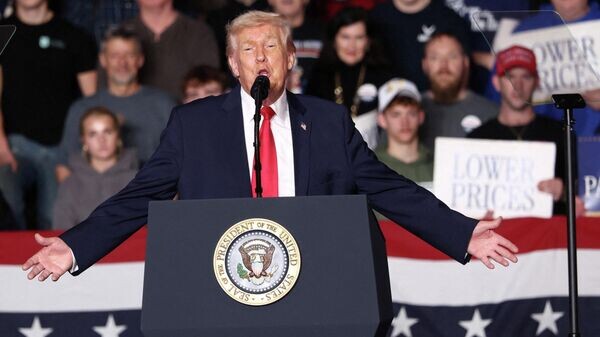    © REUTERS Kevin Lamarque