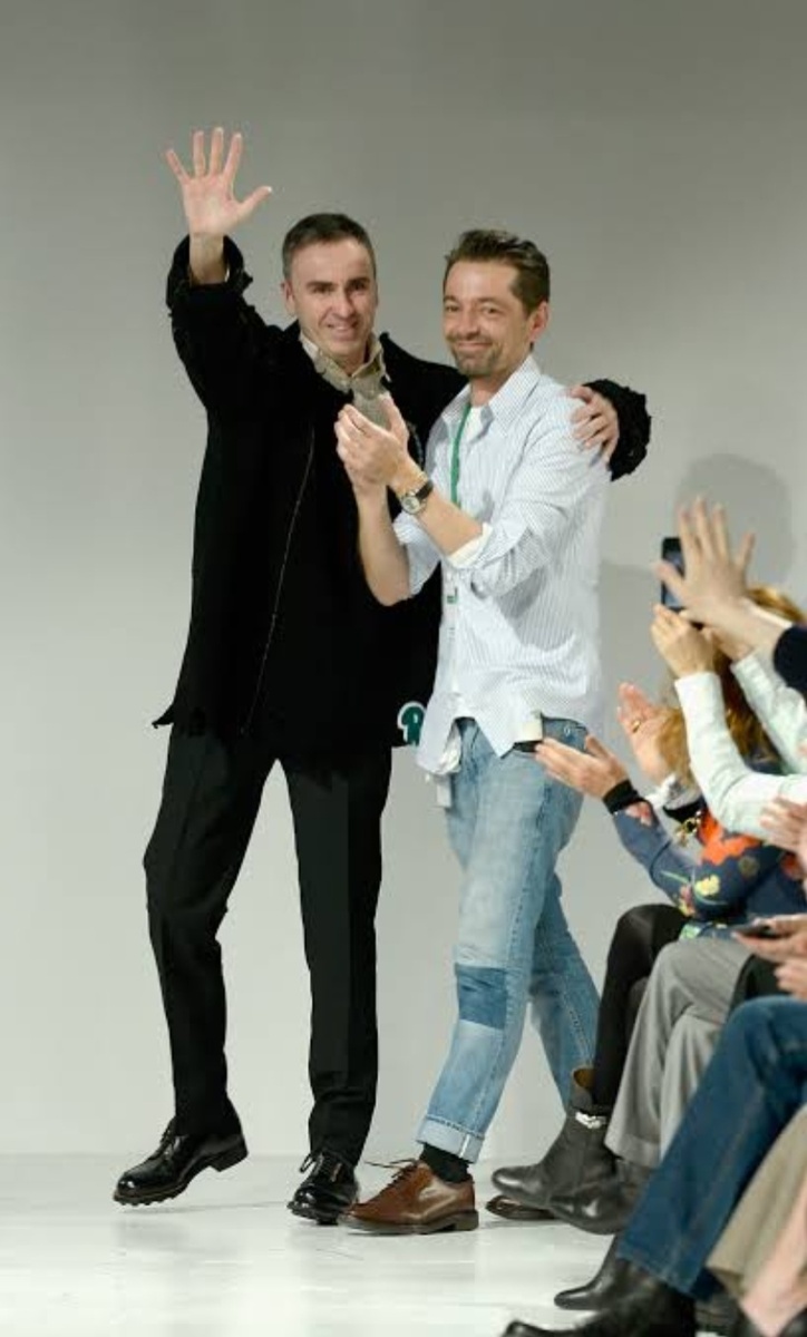 Раф Симонс и Питер Мюлье. Материал из сети.