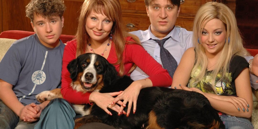 Культовые российские ситкомы 2000-х: какими они были, и что оставили после себя