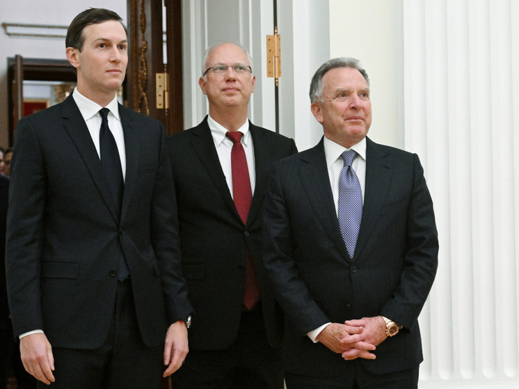 Джаред Кушнер, Кирилл Дмитриев, Стивен Уиткофф // Фото: AP