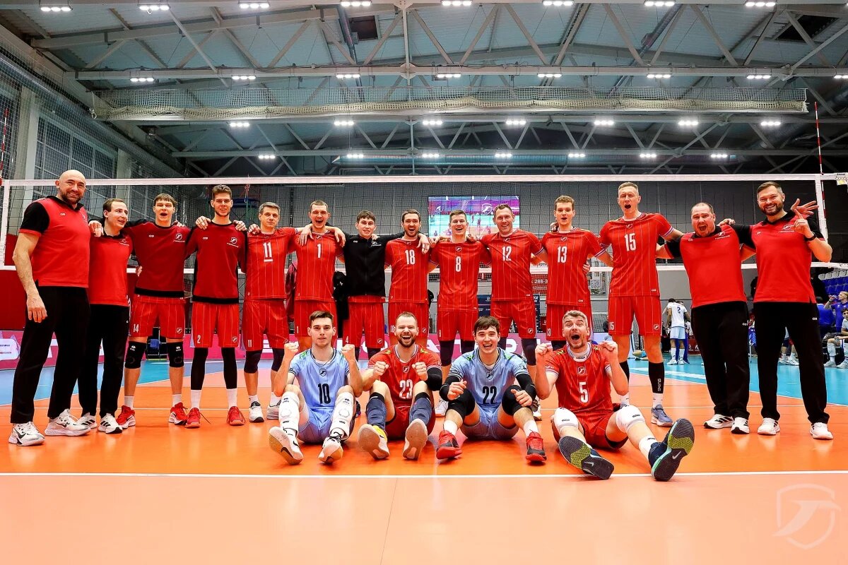    Нижегородские волейболисты установили рекорд сезона в матче с «Динами-ЛО»