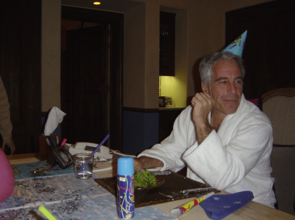    Эпштейн в письме хвастался ужином с Маском и Цукербергом GLOBAL LOOK PRESS