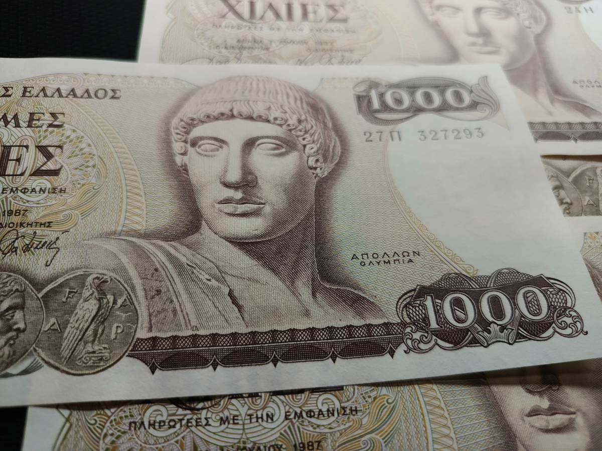 Евро или Драхмы - что Вам больше нравится?