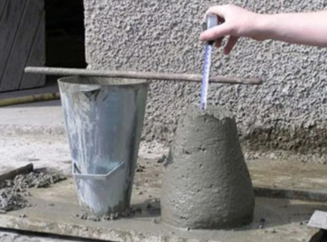 На картинке пример самого простейшего, но трудоёмкого определения: осадка конуса. Не смогла найти фото по ГОСТу, а схему не хочу.  Нельзя производить изменения рулеткой, лишь калиброванной линейкой, информационной сути не меняет.