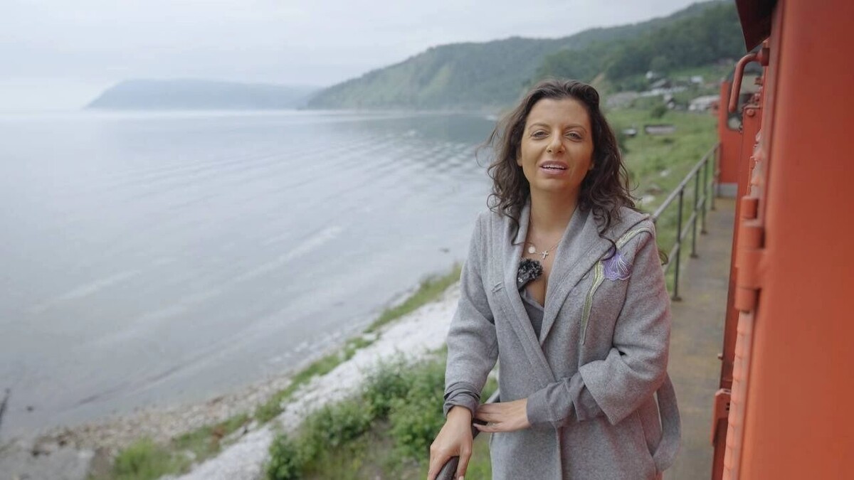    Маргарита Симоньян учредила премию Тиграна Кеосаяна «для хороших людей» после нападения на детсад в Оренбуржье   Тг-канал Маргарита Симоньян из дома