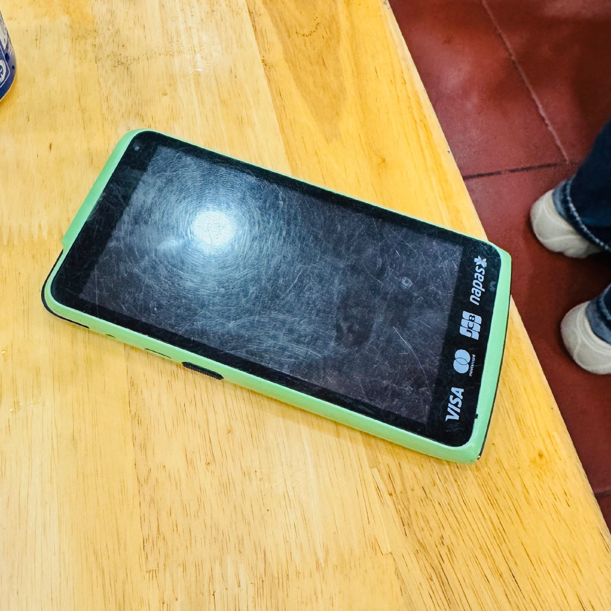 Терминалы такого плана могут принимать оплату по QR-коду