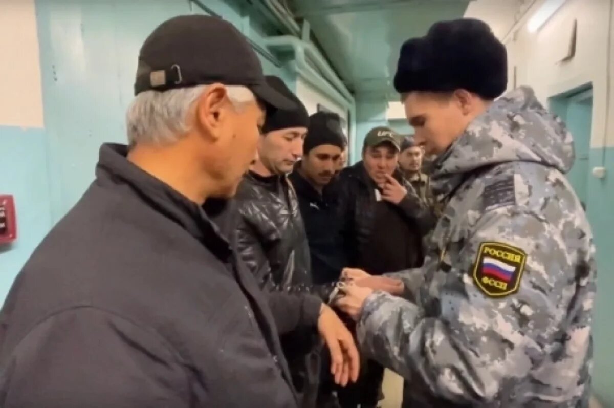    В Новосибирской области аннулировали 56 патентов для трудовых мигрантов