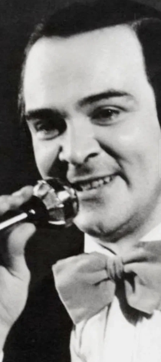 Певец Муслим Магомаев, исполнитель песни. Фото из открытых источников.