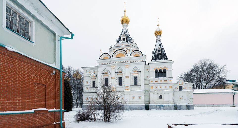    Церковь Елисаветы Праведной в Дмитровском кремле / Медиасток.рф