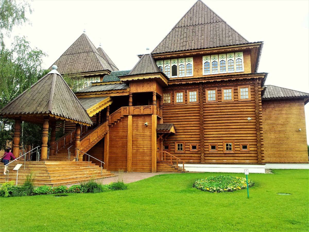 Дворец царя