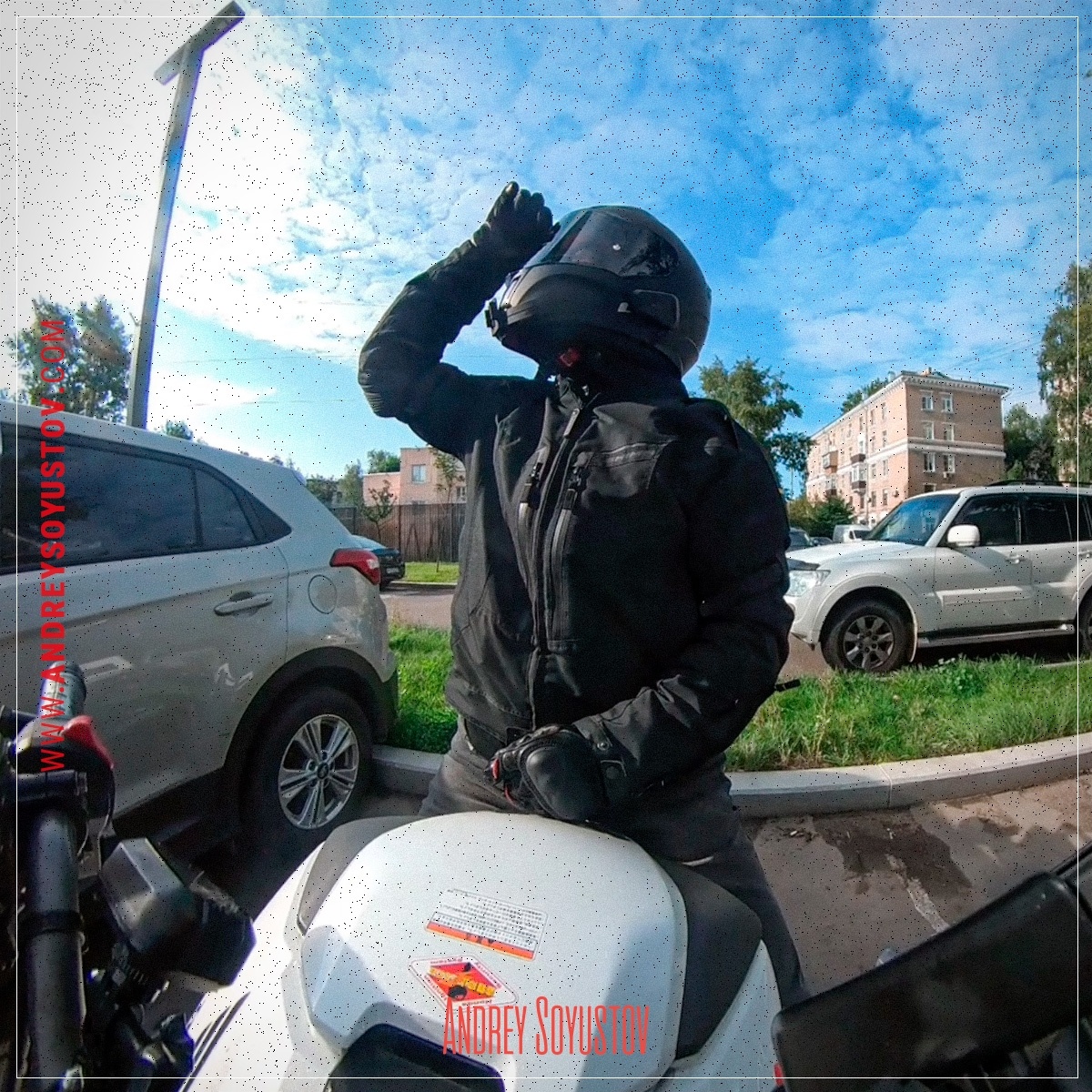 Вступление: Неожиданный карьерный путь шлема