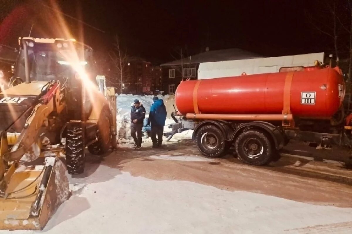    В Югре жилые дома остались без воды из-за порыва сети водоснабжения