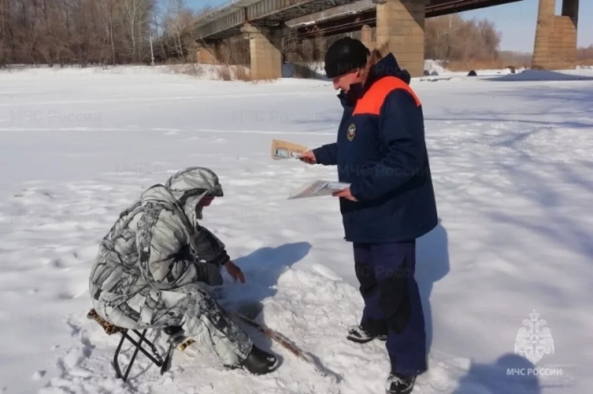    Лёд на реках Оренбуржья крепчает, есть риск замора рыбы