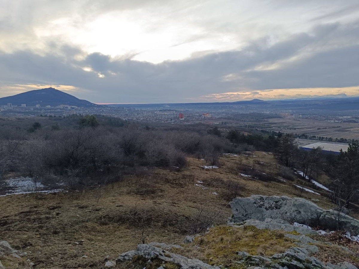 Фото из Пятигорска, ведь какая может быть искусственная математика без естественной природы?!