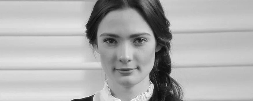 Лорина Камбурова