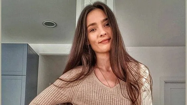 Лорина Камбурова