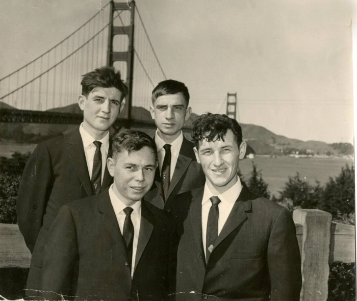 Героическая четверка. В Сан-Франциско