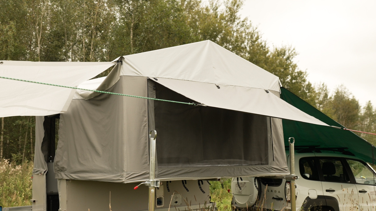 Крыша спальни стала выше и другой формы