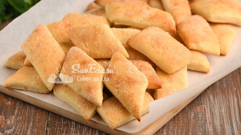 Хоть на кефире, хоть на ряженке! Быстрое тесто для печений и рогаликов