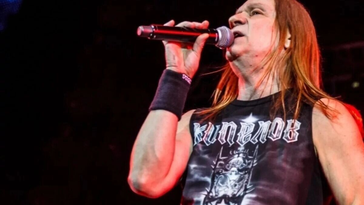    «Кипелов» спел в Белгороде «Ой, то не вечер» в темноте   АиФ