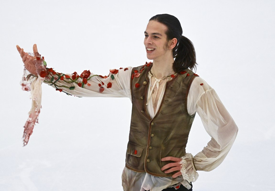 фото  - https://icdn.lenta.ru/images/2026/02/07/15/20260207155240858/owl_wide_1200_254ba664f5e5f29c47c6daa2fc48cc4a.jpg