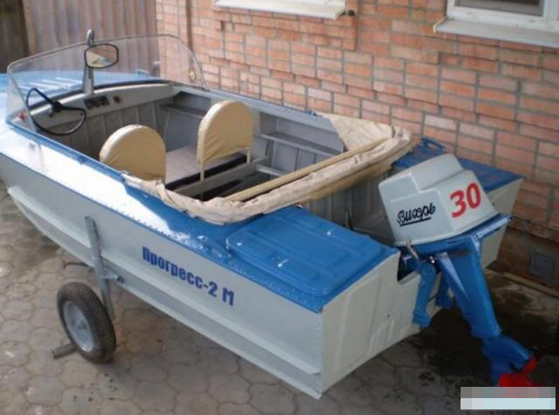 Прогресс 2М с мотором Вихрь 30.