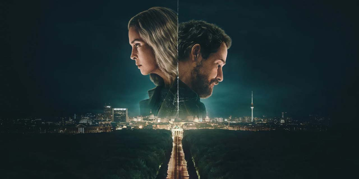 постер к сериалу "Рассекреченные".