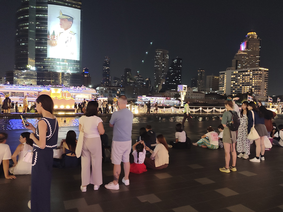 В ожидании шоу фонтанов