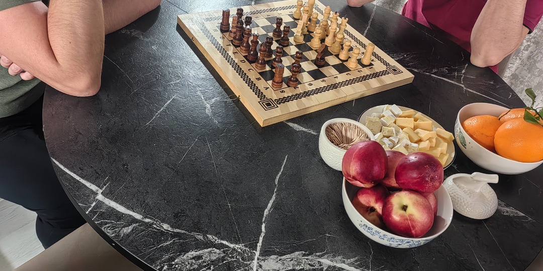 Атмосфера на канале и в доме