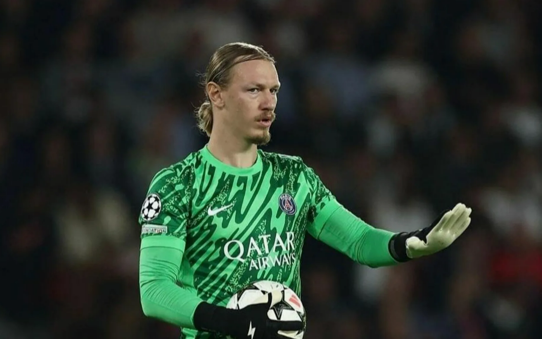 Матвей Сафонов отвовал место в стартовом составе "ПСЖ". Фото: соцсети