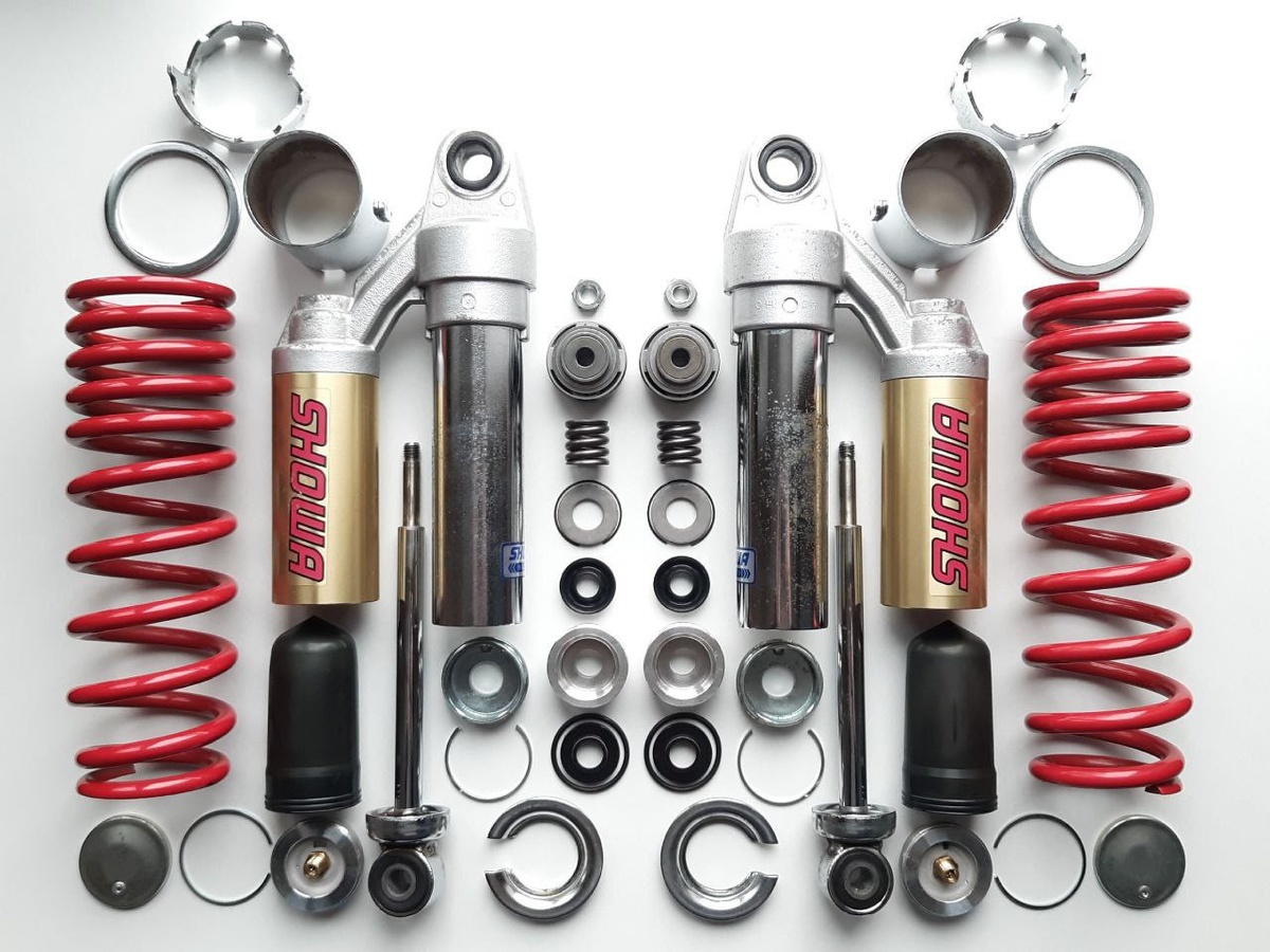 Амортизатор Honda CB400 в разборе