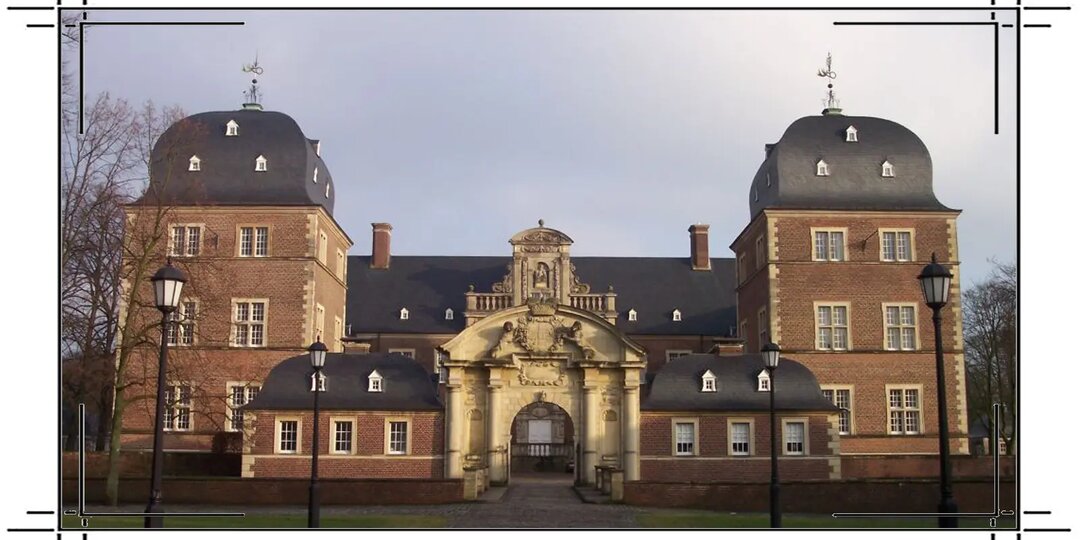 Замок Ахаус и Ольденкотты