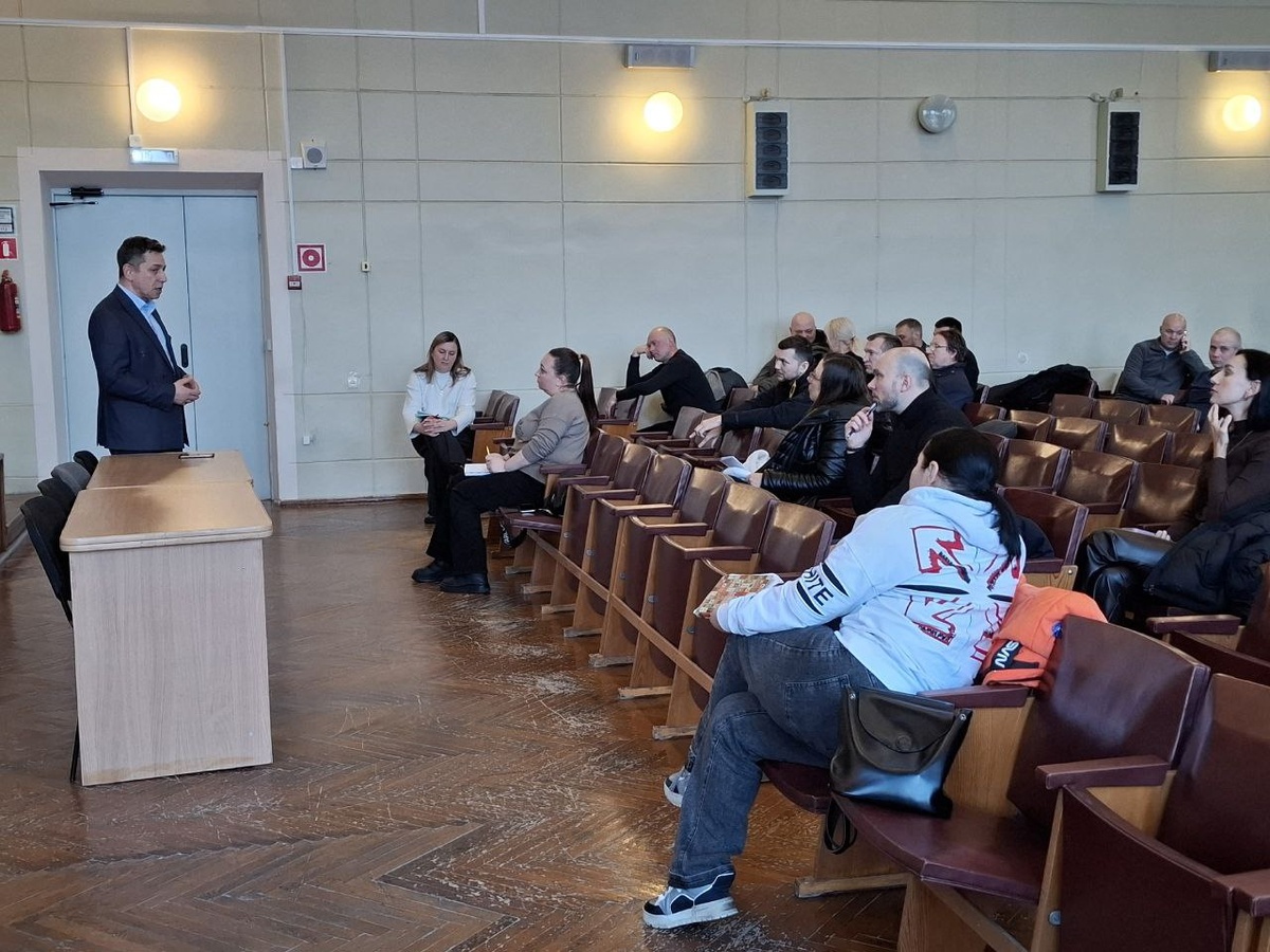 Встреча администрации города с председателями ТСЖ и Советов МКД, 05.02.2026, фото администрации города Комсомольска-на-Амуре