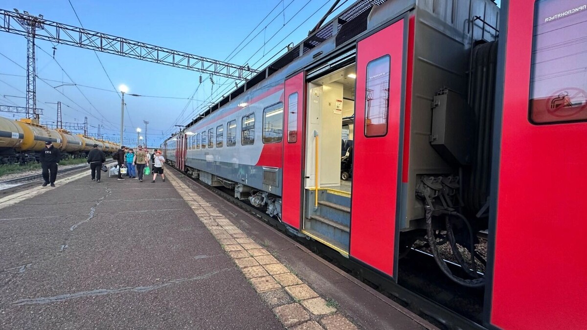    Большинство россиян все еще путешествует в плацкартных вагонах.   1MI